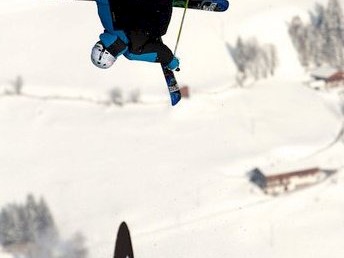 Sieger Stefan Tipotsch (oben), auf Platz zwei Luca Exenberger (mitte) und die beiden zusammen (unten).