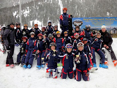 Bezirkscup RTL der Kinder auf der Steinplatte in Waidring