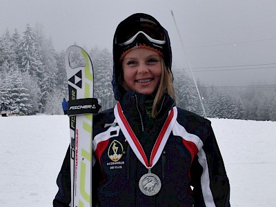 2 Podestplätze bei Tiroler Schülermeisterschaft im Slalom