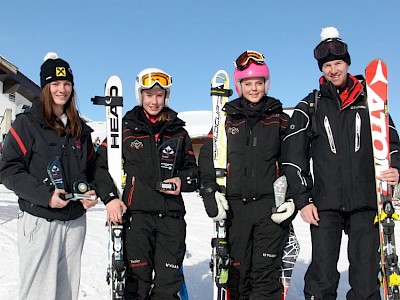 Carina, Melanie, Magdalena und Alex