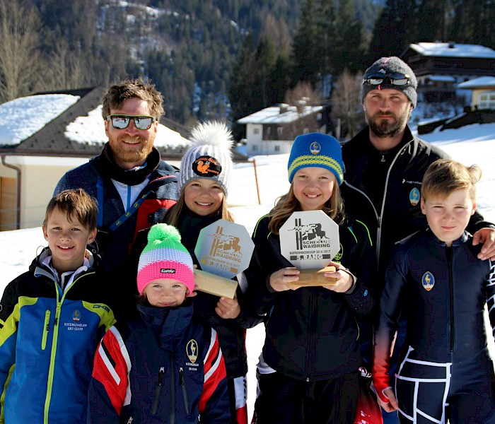 Unsere Kids zeigten bereits tolle Kipptechniken beim BC Slalom in Waidring - 