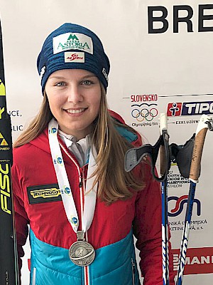 Anna Gandler beim Alpencup auf dem zweiten Rang - 