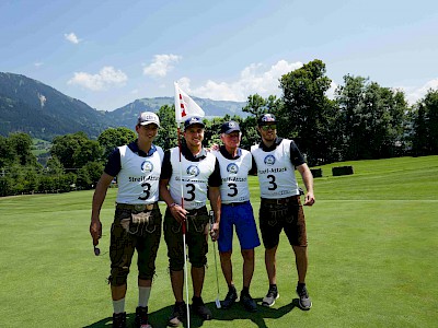 Beim HKR schwingen sie hier ab. Frederic Berthold, Matthias Mayer, Hias Leitner, Christian Waldner