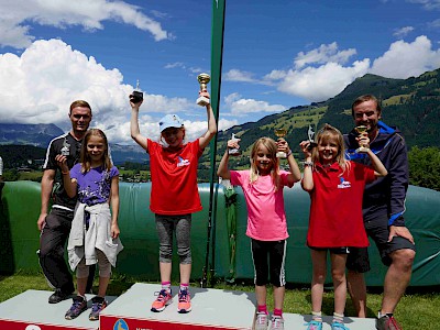 21 Podiumsplätze für KSC-Springer und Kombinierer beim 1. TSV-Cup der Saison 2017/18