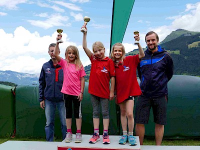 21 Podiumsplätze für KSC-Springer und Kombinierer beim 1. TSV-Cup der Saison 2017/18