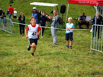 21 Podiumsplätze für KSC-Springer und Kombinierer beim 1. TSV-Cup der Saison 2017/18