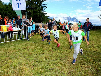 21 Podiumsplätze für KSC-Springer und Kombinierer beim 1. TSV-Cup der Saison 2017/18