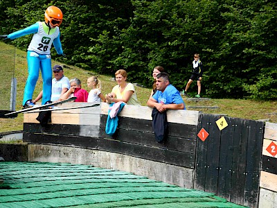 21 Podiumsplätze für KSC-Springer und Kombinierer beim 1. TSV-Cup der Saison 2017/18