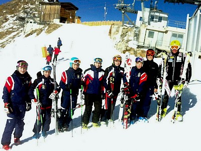 Schüler in Hintertux mit Ivica Kostelic