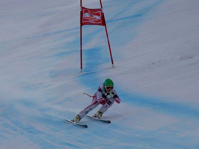 Zwei Stockerlplätze bei FIS-Abfahrten