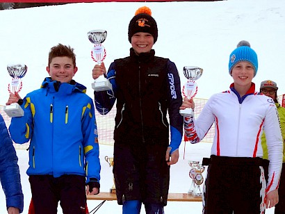 Bezirksmeisterschaft Riesenslalom in Oberndorf