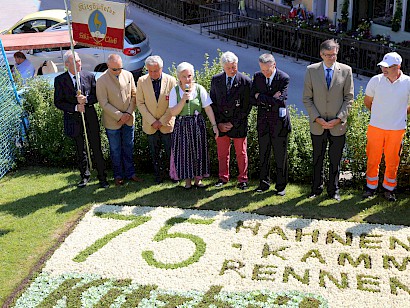 Blumengartl für die 75. Rennen