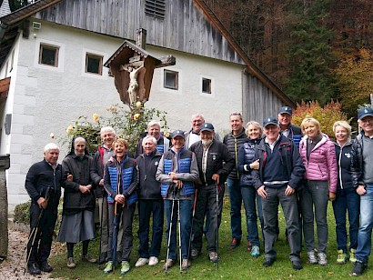 KSC-Funktionäre besuchen Einsiedelei "Maria Blut"