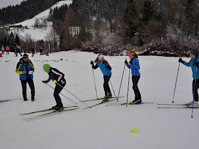 Gemeinsames Bezirkstraining der Langläufer auf der Sportloipe