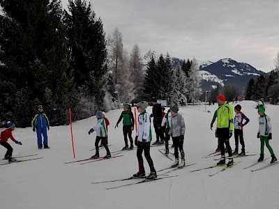 Gemeinsames Bezirkstraining der Langläufer auf der Sportloipe