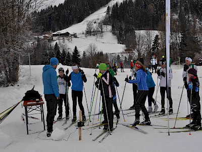 Gemeinsames Bezirkstraining der Langläufer auf der Sportloipe