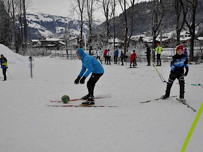 Gemeinsames Bezirkstraining der Langläufer auf der Sportloipe