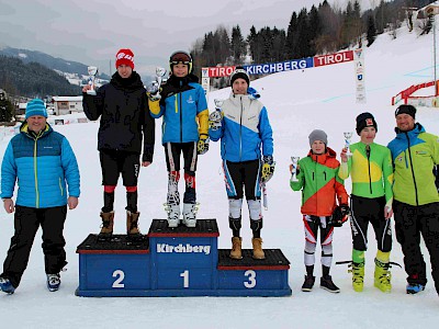 Super-G war eine Herausforderung - drei Siege für KSC Athleten