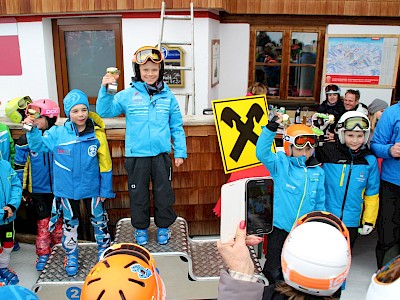 Anspruchsvoller Bezirkscup Kombi Race der Kinder in Jochberg