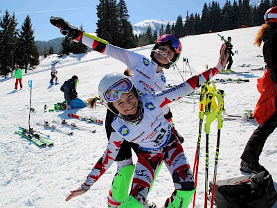 Simona Pöll und Emma Hofer noch einmal am Podium