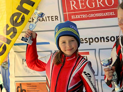Simona Pöll und Emma Hofer noch einmal am Podium