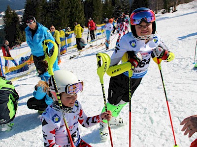 Simona Pöll und Emma Hofer noch einmal am Podium