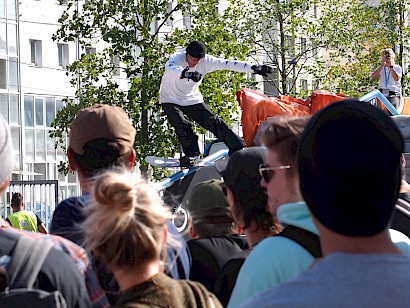 Simon Pircher siegt beim Jib City Contest in Wien