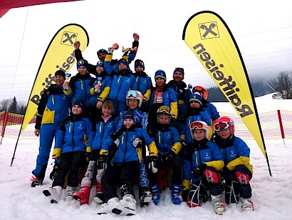 Vier Podesplätze beim Bezirkscup Kombirace der Kinder in Oberndorf