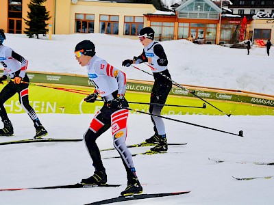 Victoria Mellitzer und Lilly Fuchs holen Gold