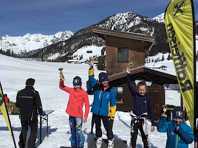 Rosa Bodner siegt, Marius Friedl und Fabian Lintner auf Rang 2 und Paul Haidacher wird Dritter