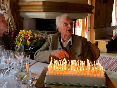 Wir gratulieren zum 100. Geburtstag!