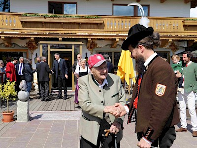 Wir gratulieren zum 100. Geburtstag!