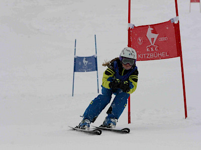 Ein Tag voller Überraschungen - Kitzbüheler Schulskitag - es darf gratuliert werden!