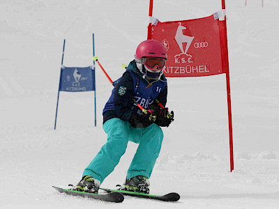 Ein Tag voller Überraschungen - Kitzbüheler Schulskitag - es darf gratuliert werden!