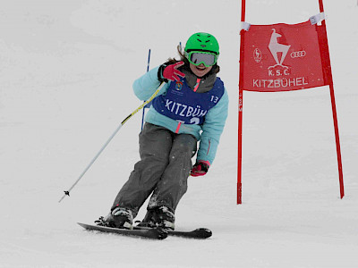 Ein Tag voller Überraschungen - Kitzbüheler Schulskitag - es darf gratuliert werden!