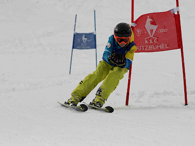 Ein Tag voller Überraschungen - Kitzbüheler Schulskitag - es darf gratuliert werden!