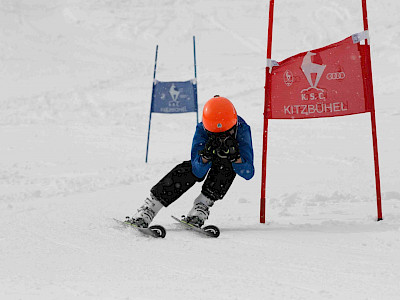 Ein Tag voller Überraschungen - Kitzbüheler Schulskitag - es darf gratuliert werden!