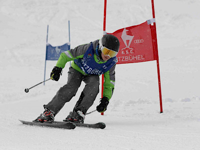 Ein Tag voller Überraschungen - Kitzbüheler Schulskitag - es darf gratuliert werden!