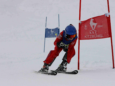 Ein Tag voller Überraschungen - Kitzbüheler Schulskitag - es darf gratuliert werden!