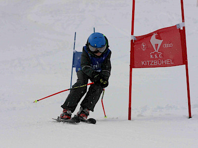 Ein Tag voller Überraschungen - Kitzbüheler Schulskitag - es darf gratuliert werden!