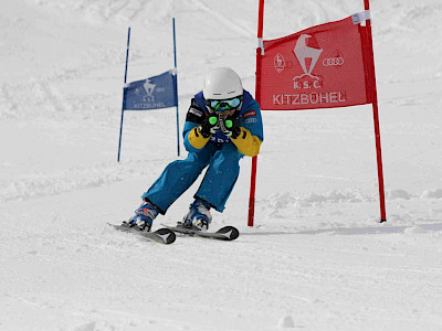 Ein Tag voller Überraschungen - Kitzbüheler Schulskitag - es darf gratuliert werden!