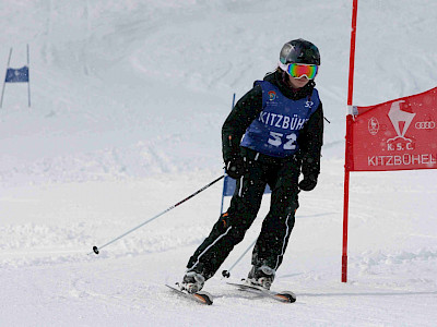 Ein Tag voller Überraschungen - Kitzbüheler Schulskitag - es darf gratuliert werden!