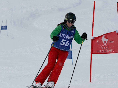 Ein Tag voller Überraschungen - Kitzbüheler Schulskitag - es darf gratuliert werden!