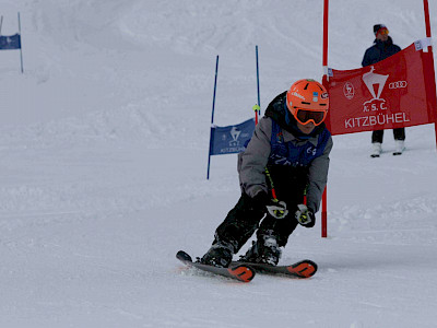 Ein Tag voller Überraschungen - Kitzbüheler Schulskitag - es darf gratuliert werden!