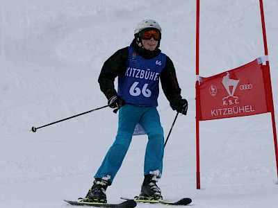 Ein Tag voller Überraschungen - Kitzbüheler Schulskitag - es darf gratuliert werden!