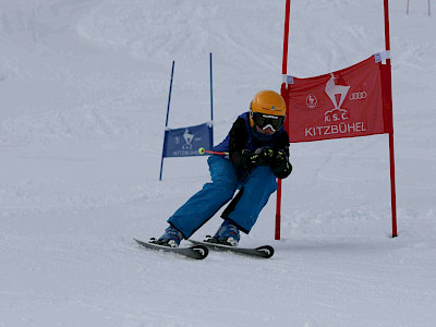 Ein Tag voller Überraschungen - Kitzbüheler Schulskitag - es darf gratuliert werden!