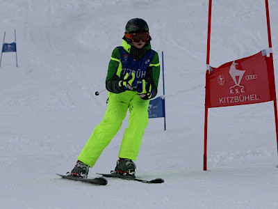 Ein Tag voller Überraschungen - Kitzbüheler Schulskitag - es darf gratuliert werden!