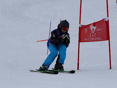 Ein Tag voller Überraschungen - Kitzbüheler Schulskitag - es darf gratuliert werden!