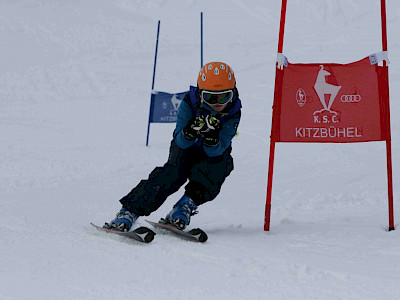 Ein Tag voller Überraschungen - Kitzbüheler Schulskitag - es darf gratuliert werden!