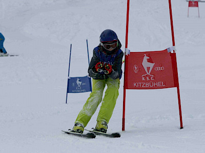 Ein Tag voller Überraschungen - Kitzbüheler Schulskitag - es darf gratuliert werden!